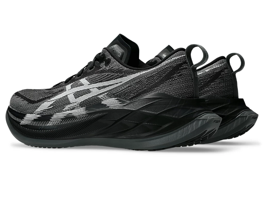  2025年おすすめのアイテム満載 ASICS Unisex Asics SUPERBLAST 2 Black/White スパイク・シューズ