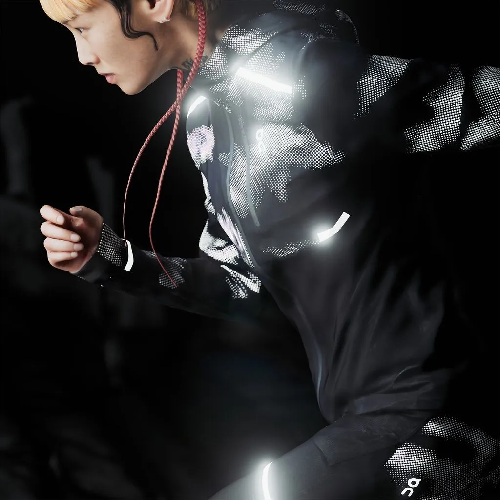 ウォーキング・ランニングウェア Weather Jacket Lumos Women's S Black Women's Weather Jacket Lumos | Black | On United States